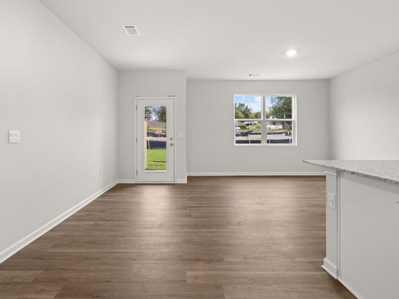 Spacious, unfurnished interior of a new home in Woodbury Park, Atlanta (Image 21). Spacious, unfurnished interior of a new home in Woodbury Park, Atlanta (Image 21).