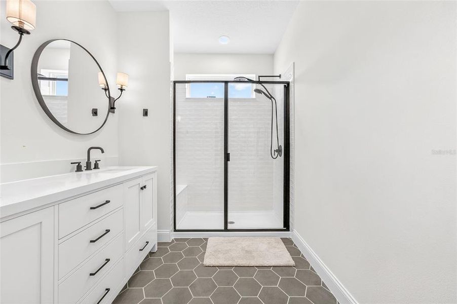 Furnished interior view inside a new home in , Winter Garden (Image 7).