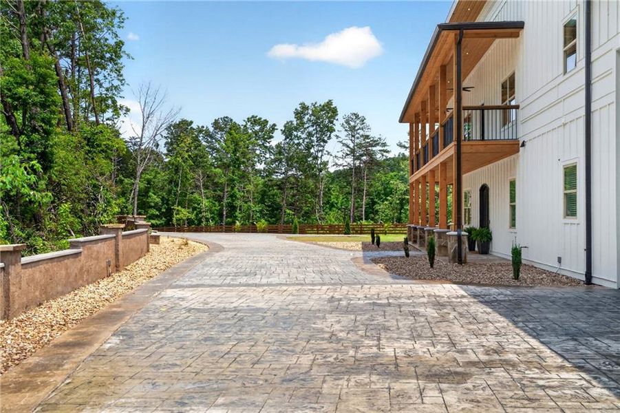 Exterior details and patio area of a home in , Dahlonega (Image 37).