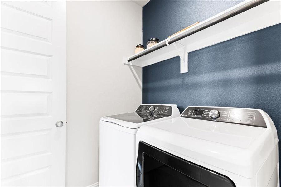 Close-up of interior finishes inside a home in Avondale, Fate (Image 21).