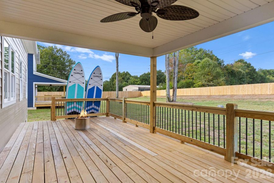 Exterior details and patio area of a home in , Denver (Image 28).