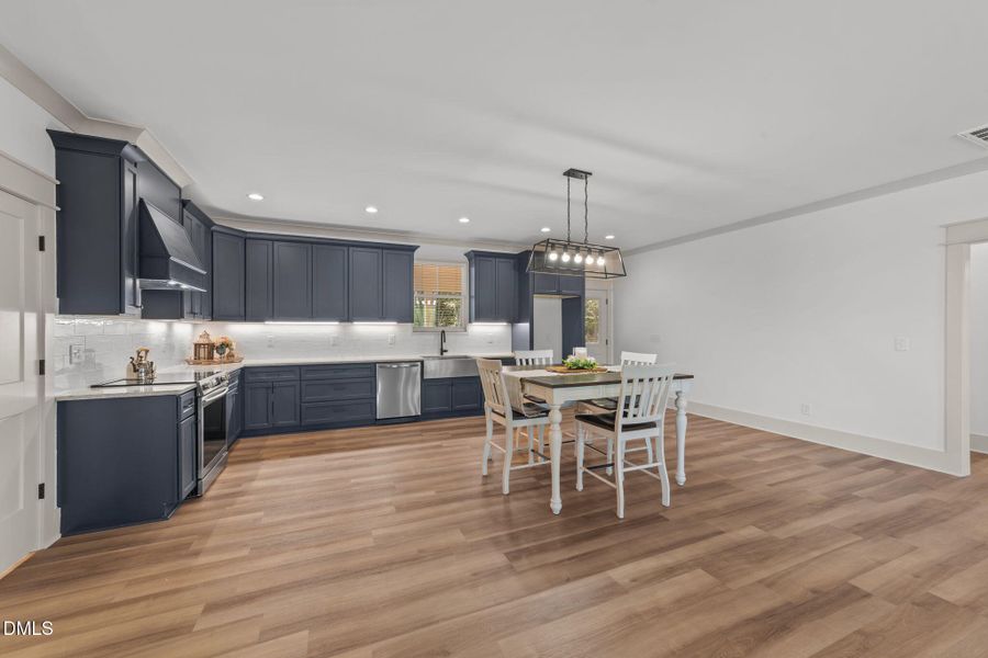 26-web-or-mls-VB4A6416