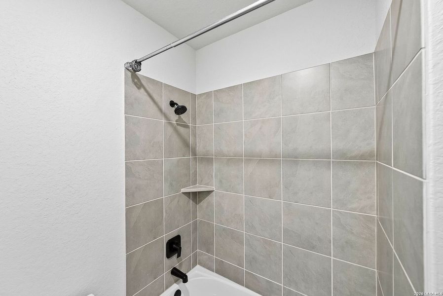 Close-up of interior finishes inside a home in Davis Ranch 60', San Antonio (Image 26).