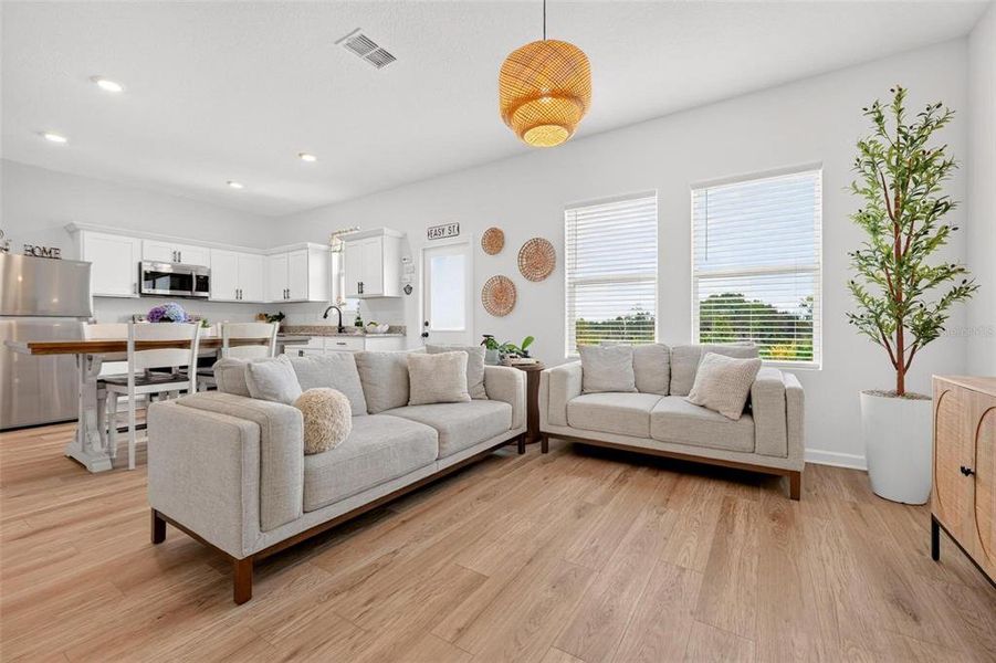Furnished interior view inside a new home in , Groveland (Image 14).