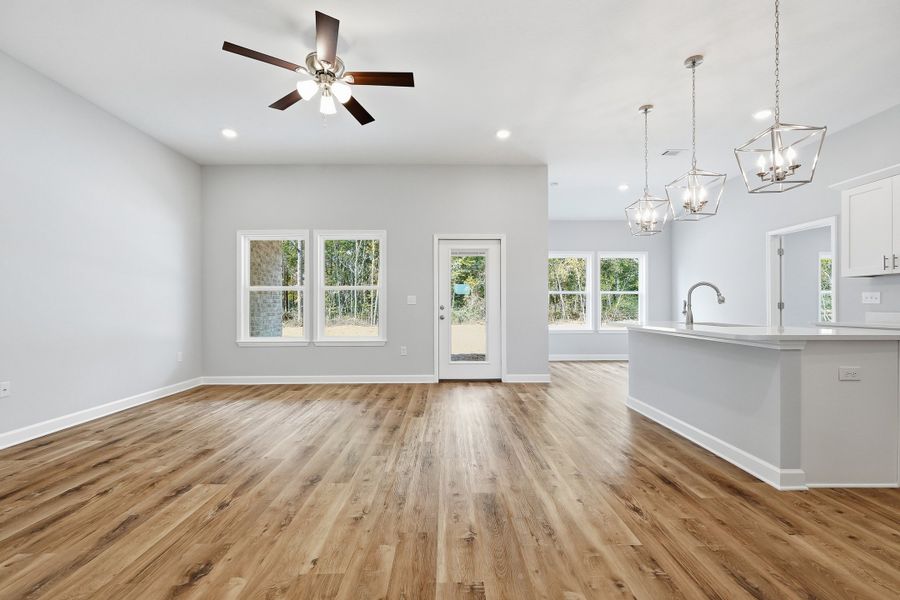 Spacious, unfurnished interior of a new home in Southern Charm, Crestview (Image 19).