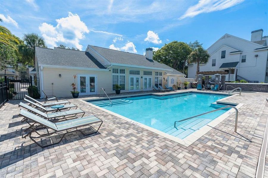 Community amenities in , Palm Harbor (Image 9).