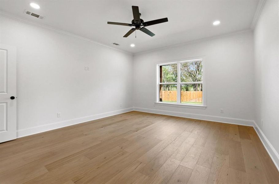 Spacious, unfurnished interior of a new home in , Athens (Image 35).