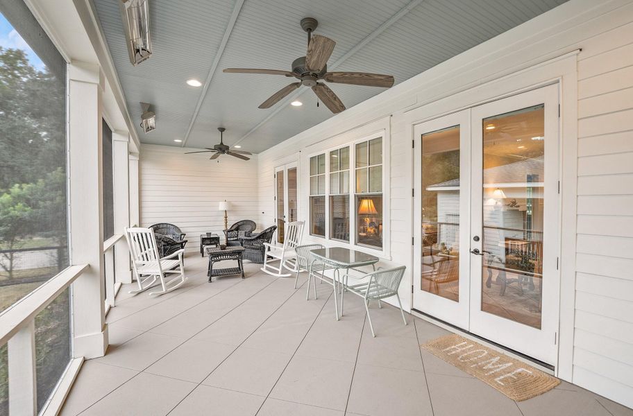 Exterior details and patio area of a home in , Beaufort (Image 25).
