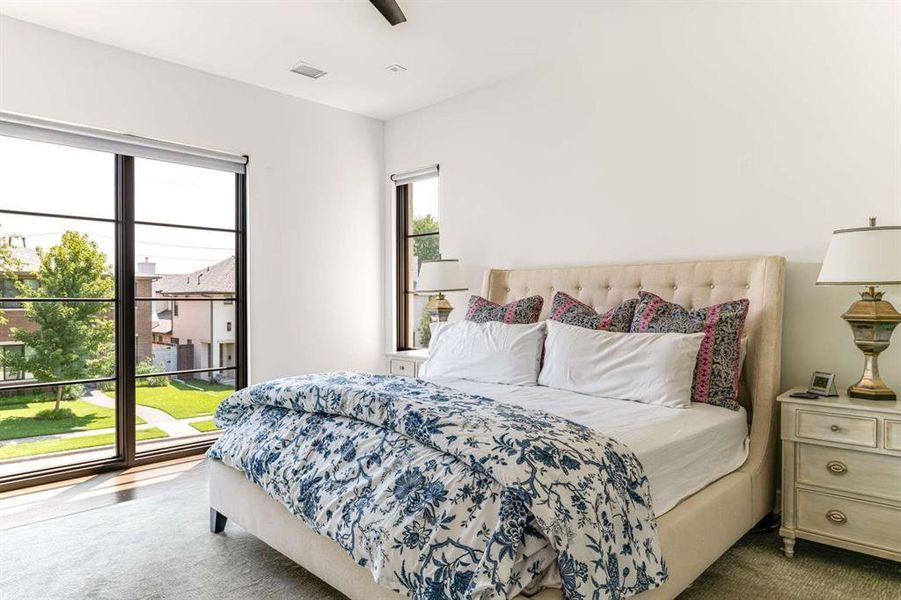 Furnished interior view inside a new home in , Dallas (Image 10).