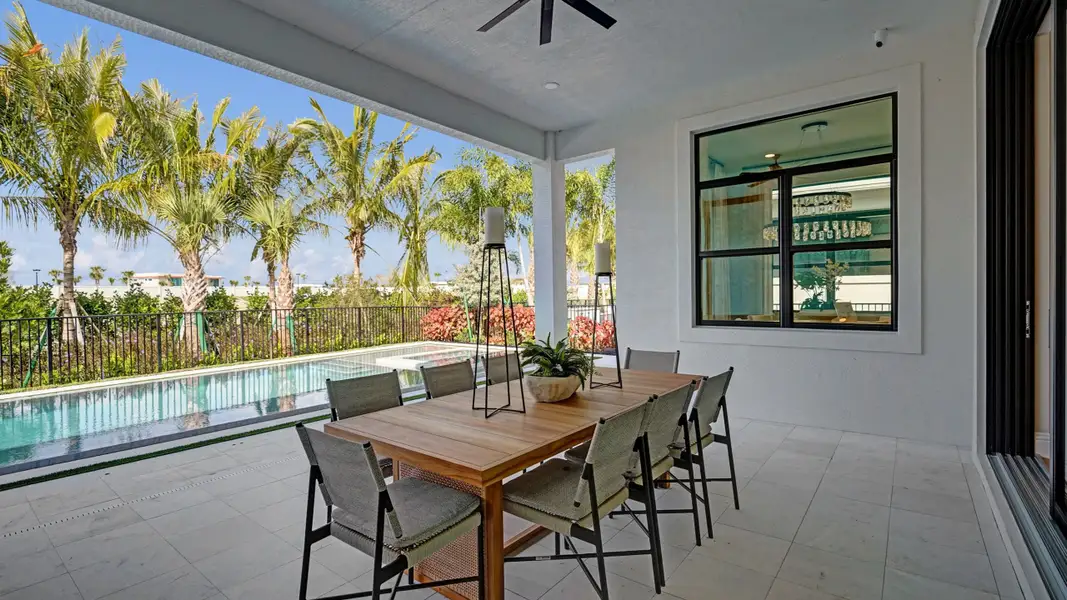 Lanai to Pool Lanai to Pool