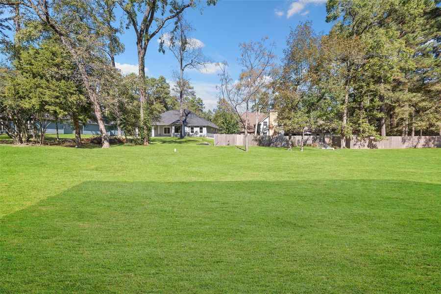 Image 11 of a home in . Image 11 of a home in .