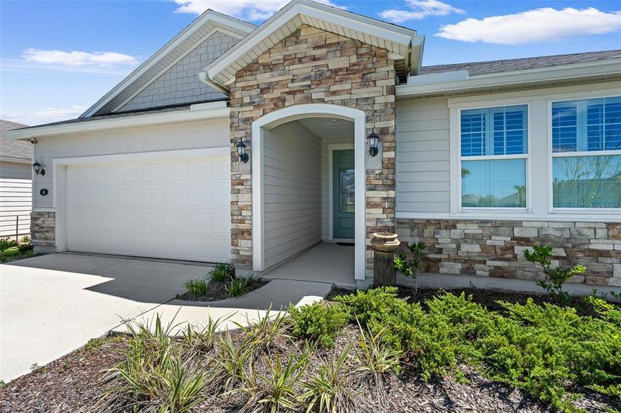 Exterior details and patio area of a home in , Flagler Beach (Image 29).