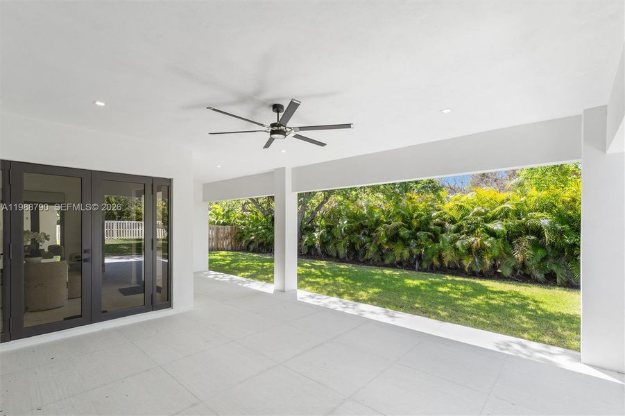 Exterior details and patio area of a home in , Cutler Bay (Image 25).