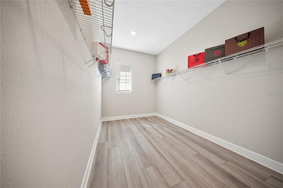 Spacious, unfurnished interior of a new home in Fire Creek, Gotha (Image 46). Spacious, unfurnished interior of a new home in Fire Creek, Gotha (Image 46).