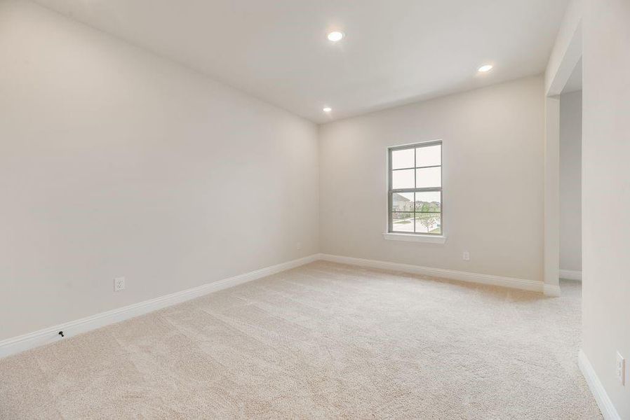 Spacious, unfurnished interior of a new home in Villages of Creekwood, Frisco (Image 21). Spacious, unfurnished interior of a new home in Villages of Creekwood, Frisco (Image 21).