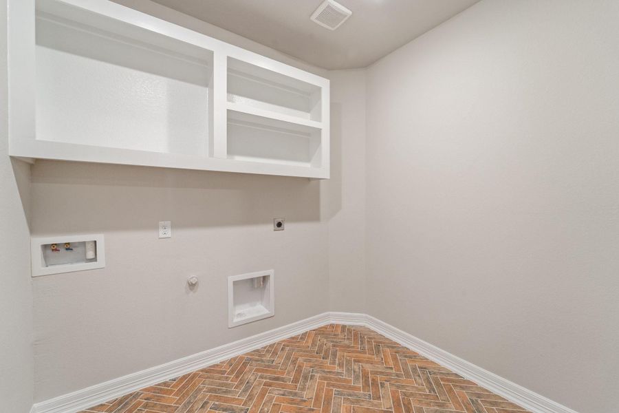 Sample product photo. Actual exterior and interior selections may vary by homesite. Photo may be virtually staged