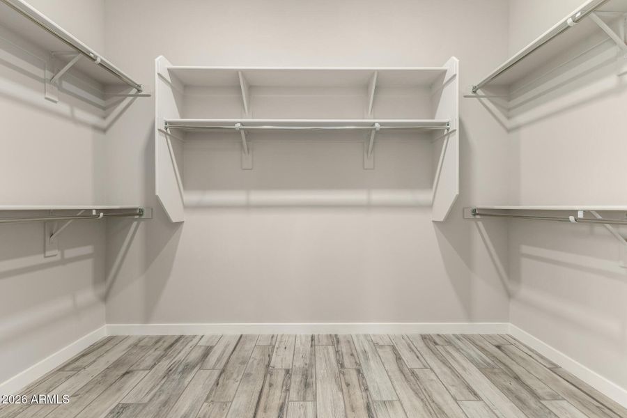 27 - 173rd 8819 27 - 173rd 8819