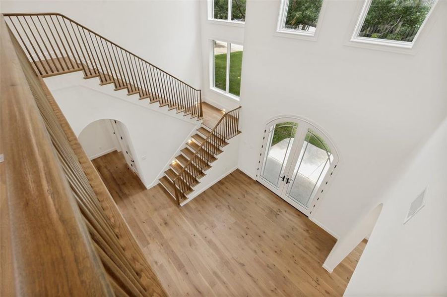 Spacious, unfurnished interior of a new home in , Dallas (Image 17).