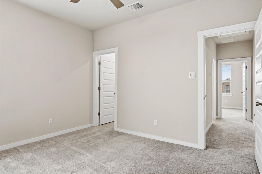 Spacious, unfurnished interior of a new home in , Georgetown (Image 33).