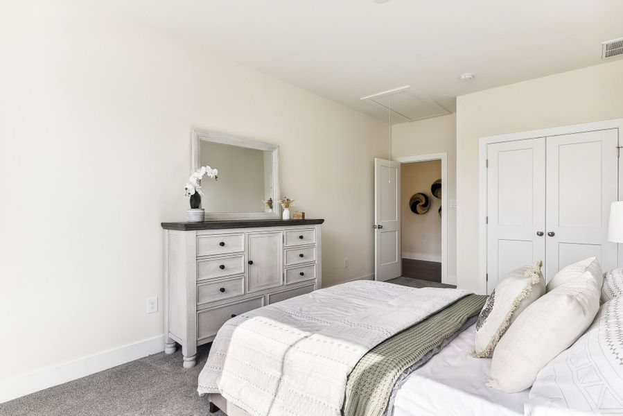 Representative furnished interior of a home built from the Lexington II by Caruso Homes in Rolling Meadows, Mooresville (Image 94).