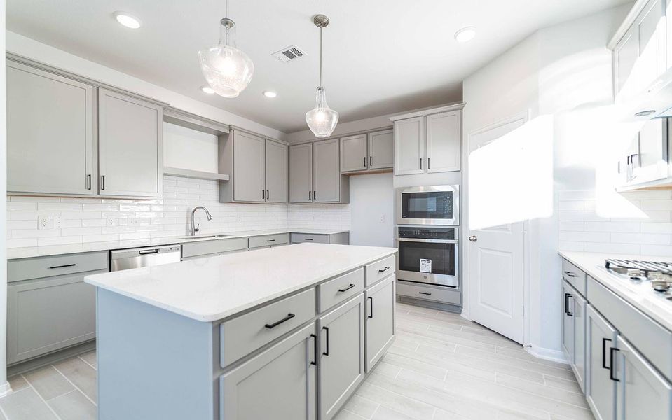 Image 17 of a home in River Ranch Meadows. Image 17 of a home in River Ranch Meadows.