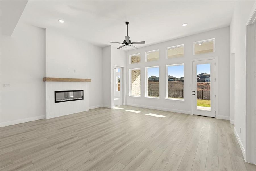 14_13_14. 1034 Bimgham - Family