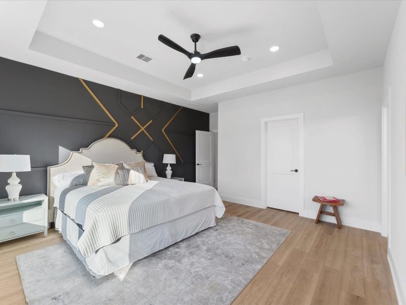 Furnished interior view inside a new home in Jesselton Square at Creekmont, Houston (Image 20). Furnished interior view inside a new home in Jesselton Square at Creekmont, Houston (Image 20).