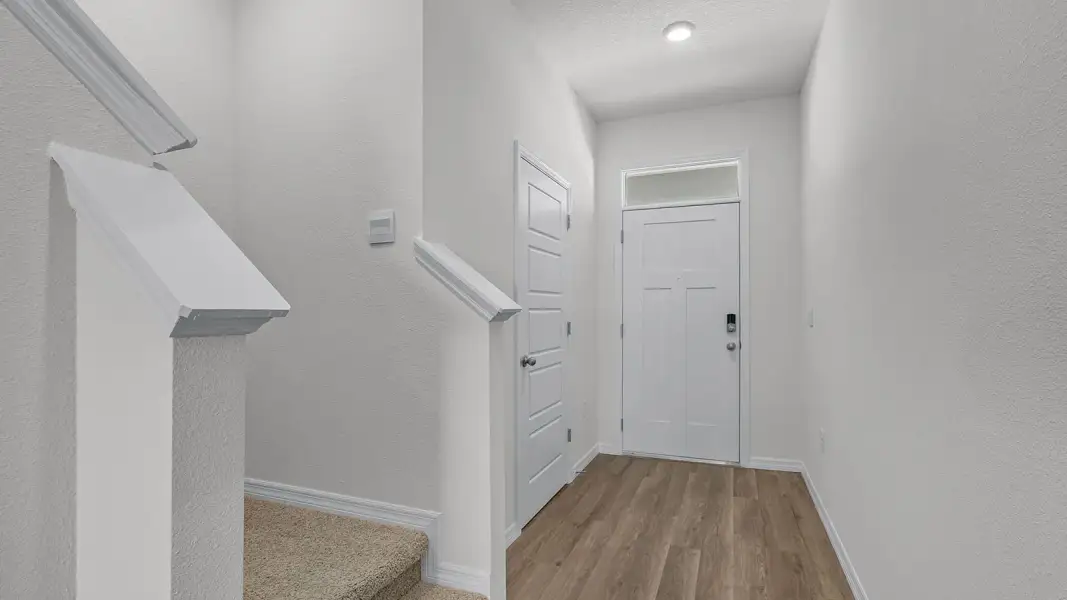 Spacious, unfurnished interior of a new home in Brentwood, Davenport (Image 16). Spacious, unfurnished interior of a new home in Brentwood, Davenport (Image 16).