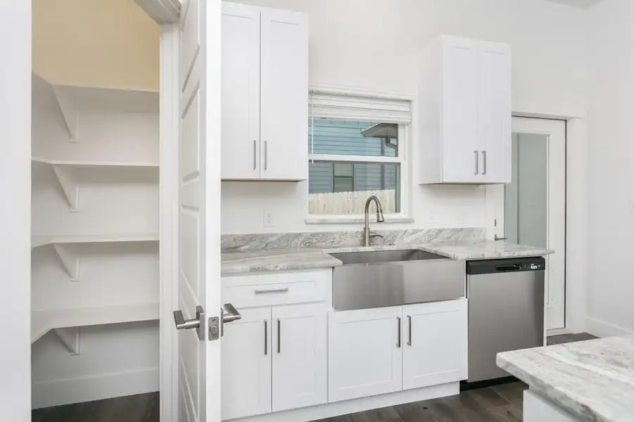 Furnished interior view inside a new home in , Fredericksburg (Image 5).