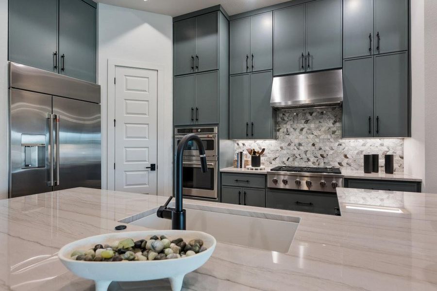 Representative images and renderings are for illustrative purposes. Actual structural options and design finishes of home may vary.