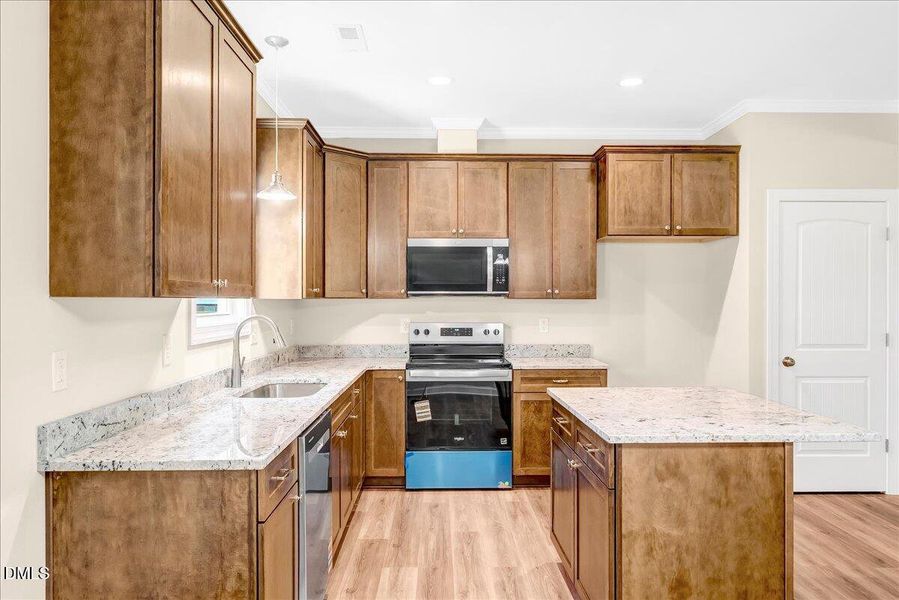 125 Davis St kitchen 125 Davis St kitchen