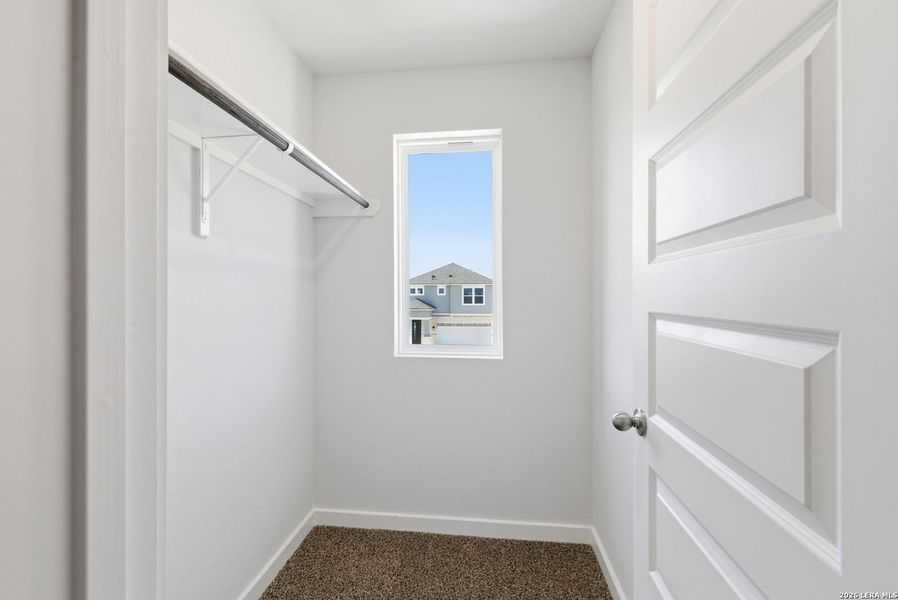 Spacious, unfurnished interior of a new home in Talley Fields, San Antonio (Image 31).