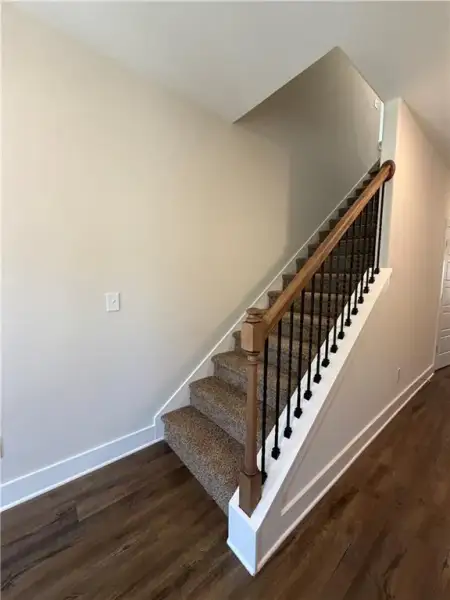 Spacious, unfurnished interior of a new home in , Lovejoy (Image 10).