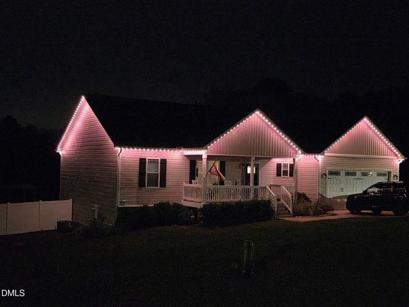 IMG_7074 (2) IMG_7074 (2)