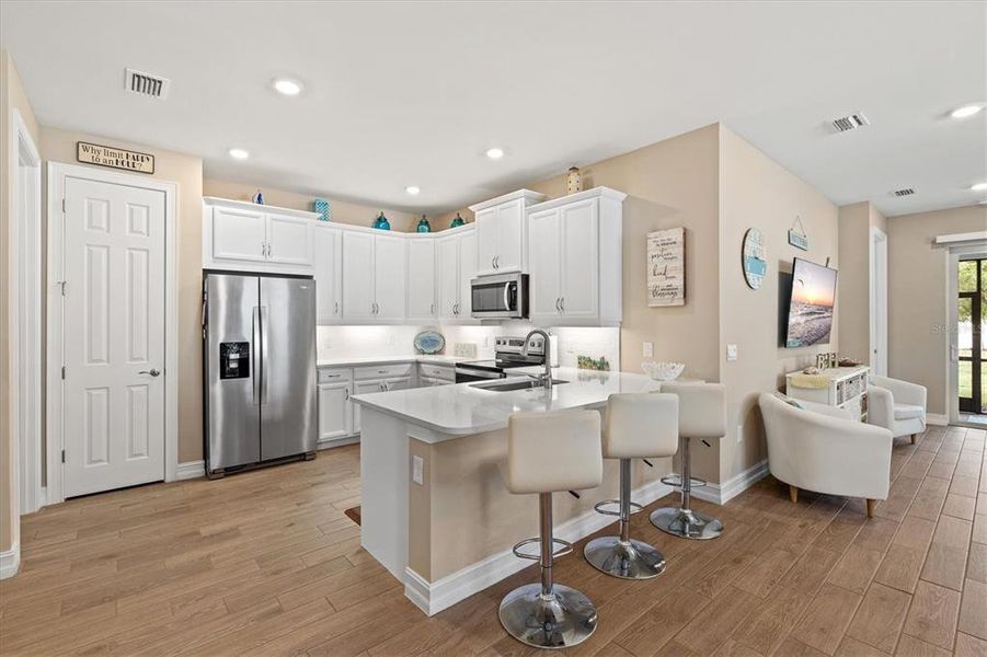 Furnished interior view inside a new home in , Venice (Image 33).