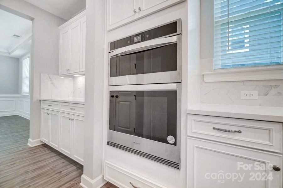 Wall Mounted Oven and Microwave