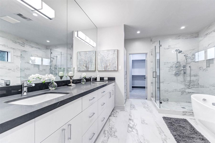 Furnished interior view inside a new home in , Houston (Image 38). Furnished interior view inside a new home in , Houston (Image 38).