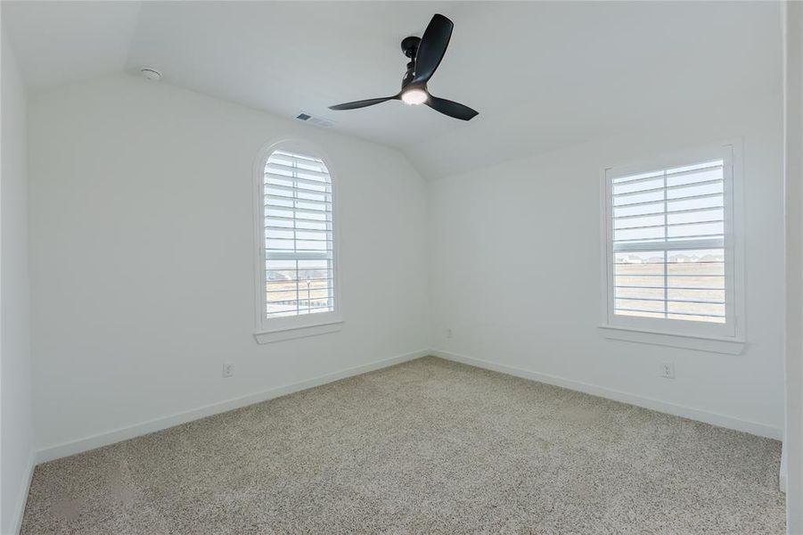 Spacious, unfurnished interior of a new home in , Aubrey (Image 22).