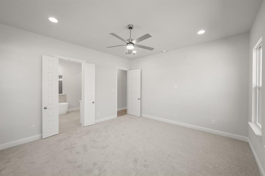 1417 Ripple Glass- Primary Suite-2