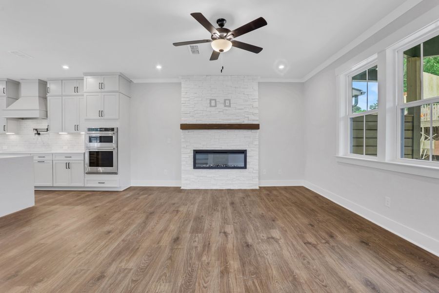 Spacious, unfurnished interior of a new home in The Groves at Myrtle, Roswell (Image 15).
