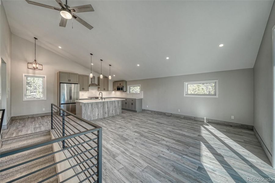 Spacious, unfurnished interior of a new home in , Leadville (Image 19).