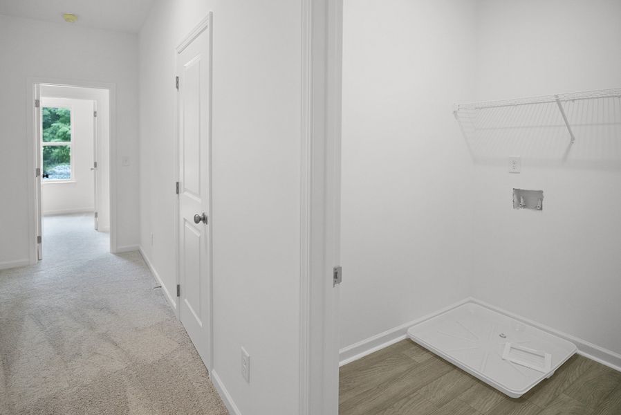 Spacious, unfurnished interior of a new home in Ironhorse, Dickson (Image 24).