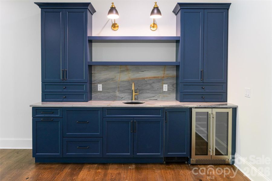 Lower Level Recreation Room Wet Bar
