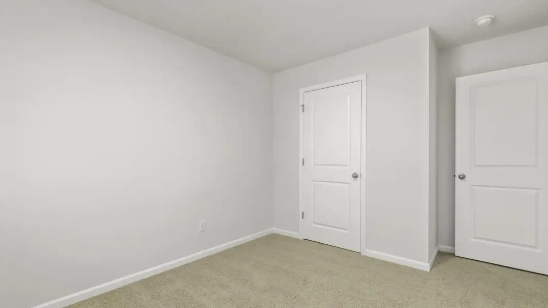 Spacious, unfurnished interior of a new home in Fishel Village, Winston-Salem (Image 16).