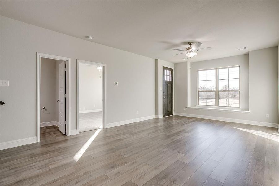 Spacious, unfurnished interior of a new home in Knight's Landing on Eden Road, Arlington (Image 26).