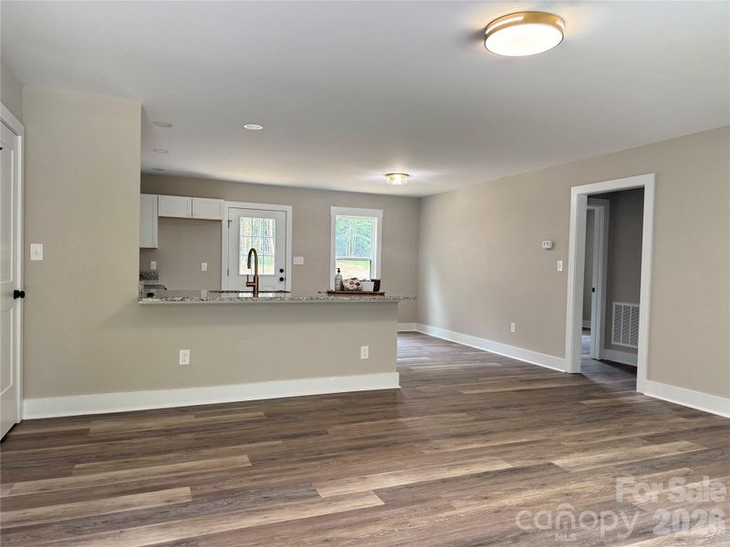 Representative photos shown. Images reflect a similar home with the same floor plan; interior finishes and colors may vary.