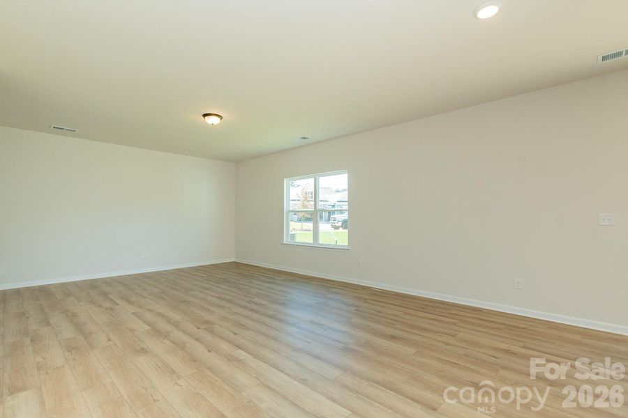 Spacious, unfurnished interior of a new home in Winecoff, Salisbury (Image 21).