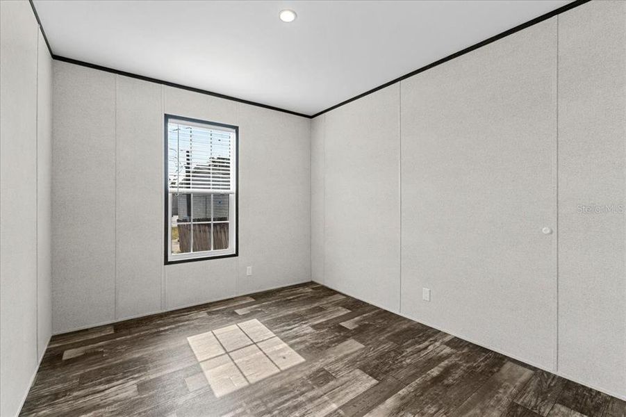 Spacious, unfurnished interior of a new home in , Holiday (Image 25).