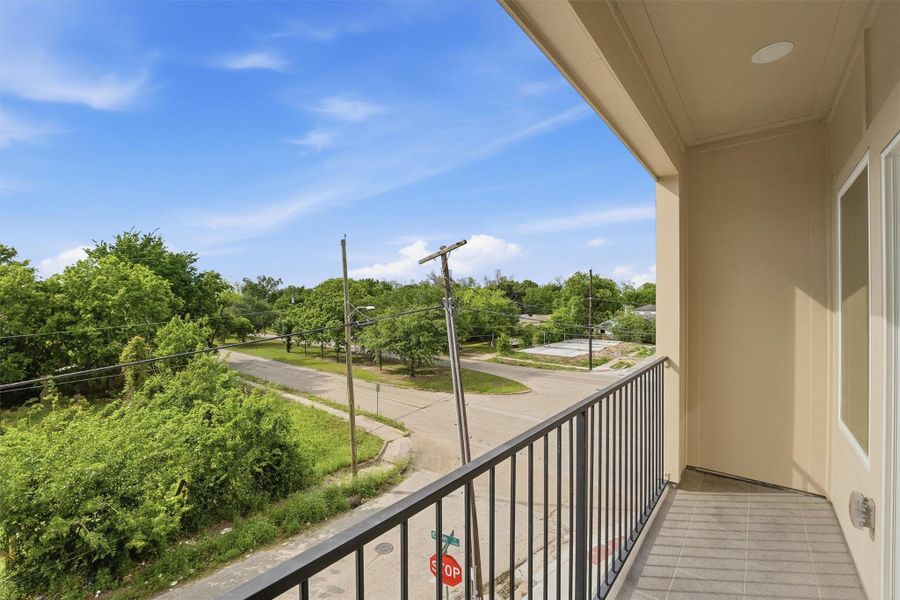Private balcony off of the primary suite.