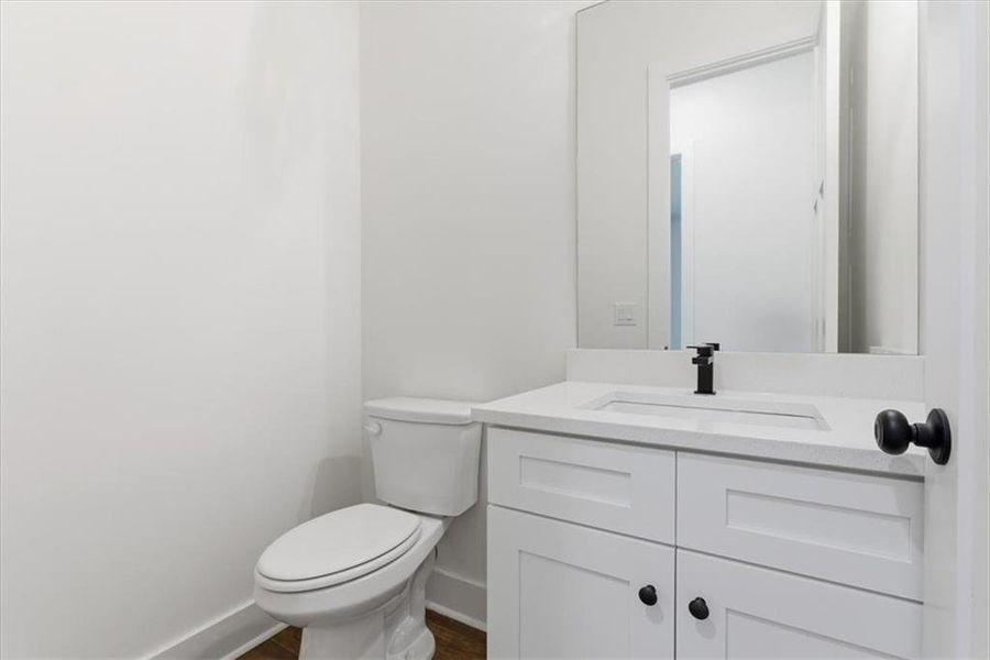 Furnished interior view inside a new home in , Cartersville (Image 12).